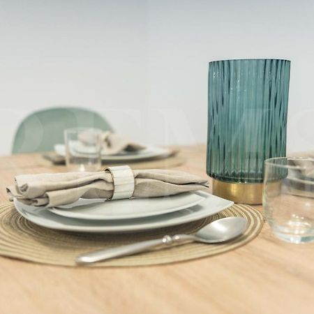 Inviting Apartment In The Heart Of Malaga By Rems מראה חיצוני תמונה